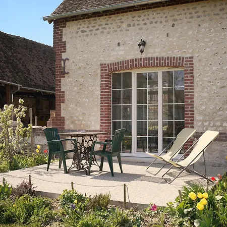 Les Jardins De Felicie Holiday home *